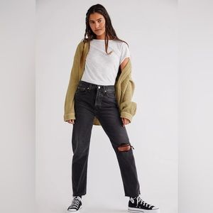 Levi’s Wedgie Straight Black Jeans size 27